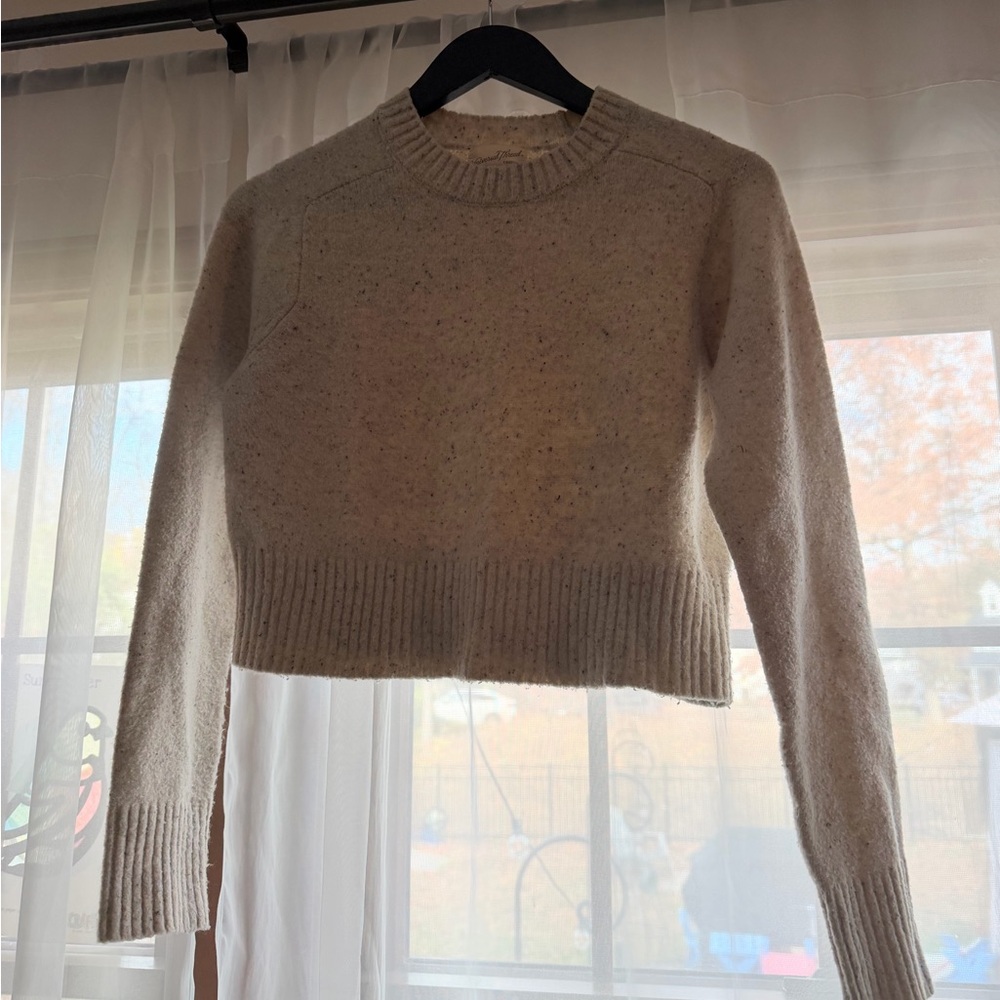 Universal Thread Women's Speckled Cream Sweater
